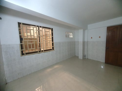 ផ្ទះជួល ទីតាំងល្អស្ថិតនៅជិតស្តុបបូក