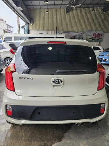 រថយន្ដលក់