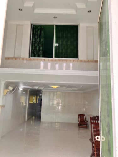 ផ្ទះលក់រឺជួលនៅបូរីរំចេកក្រុងបាត់ដំបងជាប់ផ្លូវធំ(ជិតរង្វង់មូលបូរី)