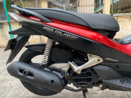 ម៉ូតូលក់​