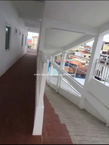 បន្ទប់ជួល