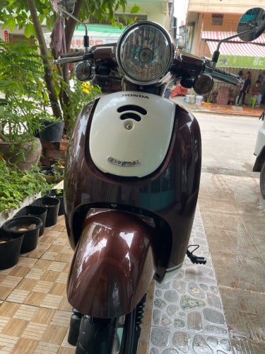 ម៉ូតូជិះផ្ទាល់នៅស្អាតណាស់