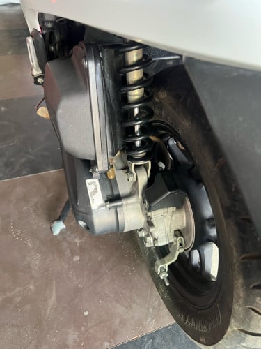 លក់ដូរសេរី