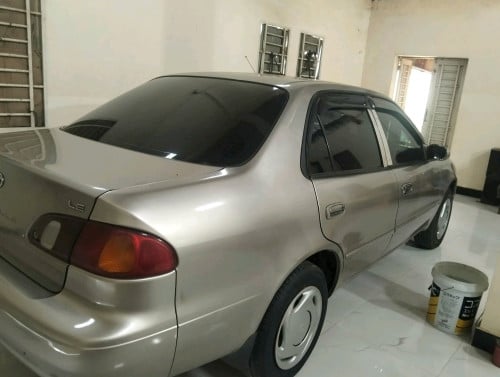 ឡានលក់ប្រញាប់លុយ