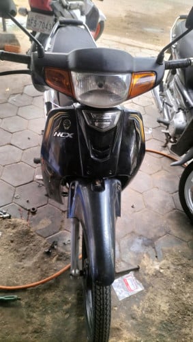 ម៉ូតូលក់ កាត់គ្រី