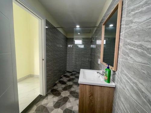 ផ្ទះវីឡាជួល នៅព្រែកឯង