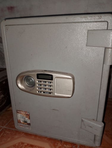 លក់ទូដែក