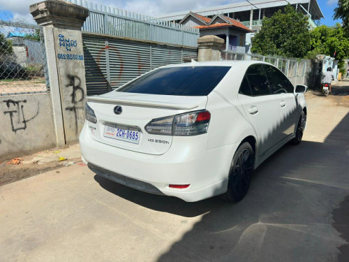 ឡានម្ចាស់ផ្ទាល់ ទើបតែទិញជិះរយៈពេលខ្លីទេ ត្រូវការលុយបន្ថែមទិញផ្ទះ