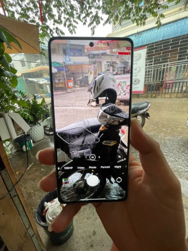 សំណុំស៊ីនស្អាត ទីតាំងចោមចៅលក់ដូចរូប