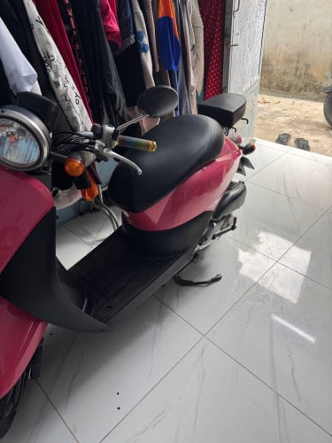 ម៉ូតូប្អូនជិះទៅរៀនរាល់ថ្ងៃ ប្រើប៊ិចមានកាតគ្រីត្រឹមត្រូវ ជិះស្ទុះអត់ហ៊ុយ
