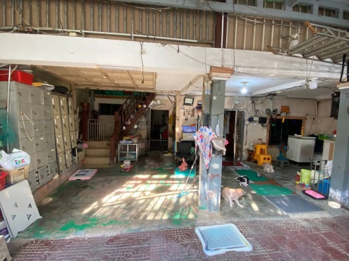ផ្ទះលក់បន្ទាន់