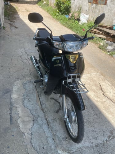 ម៉ូតូលក់ 025 ម្ចាសដើមទីមួយម៉ូតូស្អាតសានុំ