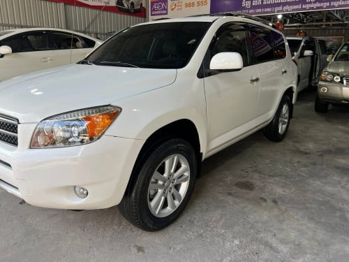 ឆ្នាំ06ប៉ុង01ឡានស្អាតធានាម៉ាសុីនប្រអប់លេខ០១ខែជូន