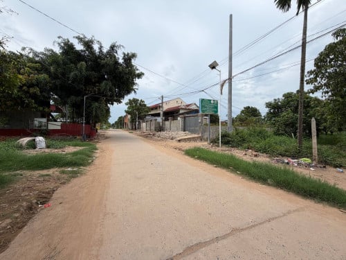 ដីលក់បន្ទាន់ ទំហំ 11m x 35m