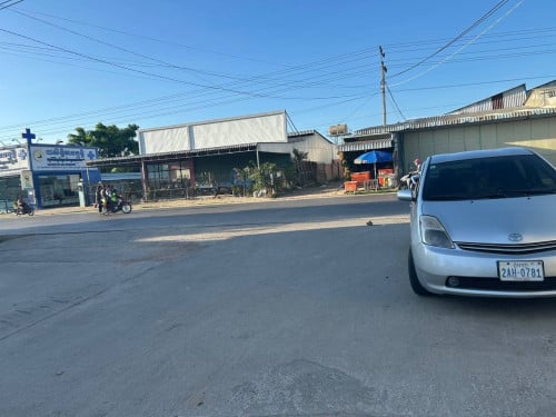 ដីលក់ទីតាំងល្អ ជិតផ្លូវ 130 | តម្លៃក្រោមទីផ្សារ (Under Market Price)