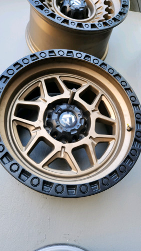 យ៉ាន់ថ្មី 17R 18R Ford tacoma 4xx$