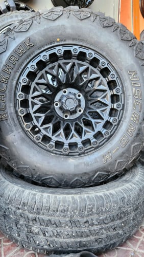 យ៉ាន់ថ្មី 17R 18R Ford tacoma 4xx$