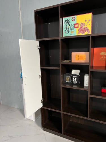 តូតាំងឈើ មានខ្នាត 180cm . 200cm . 220cm