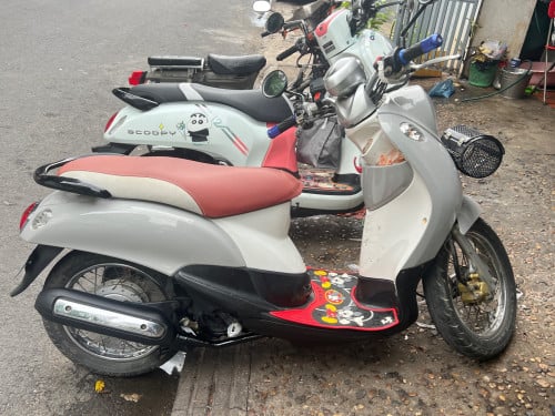 ម៉ូតូលក់300$តអត់❤️️ធានារម៉ាសុិនអែមអត់ហុយអត់លាន់ប្រពន័ភ្លេីងគ្រប់