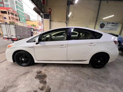 មានលុយ5000-6000$ដកឡានជិះ រលួស់ជាមួយឃ្លាំង និងរំលួសសុទ្ធ100%