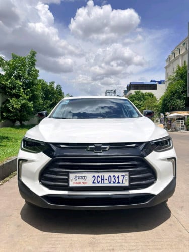 មហាថ្មី 7000km Chevrolet Tracker  2025 ម្ចាស់ដេីម