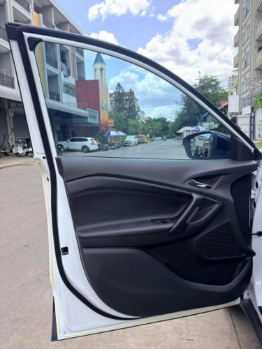 មហាថ្មី 7000km Chevrolet Tracker  2025 ម្ចាស់ដេីមប្រើតិចណាស់ ❤️