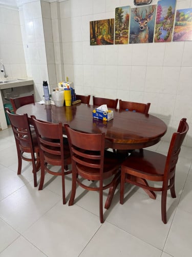 តុបាយ មានកៅអី8