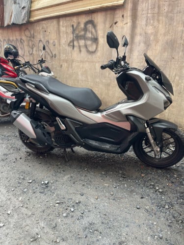 ស្អាត់បងៗADV150cc