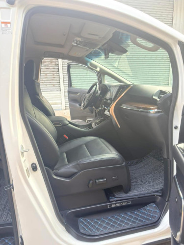មហាថ្មីAlphard 2019 Executive Lounge full option