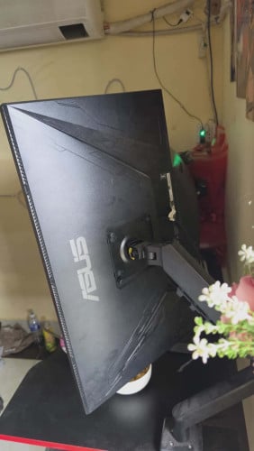 ចង់លក់ Asus 27inch 165hz 125$ with arm monitor