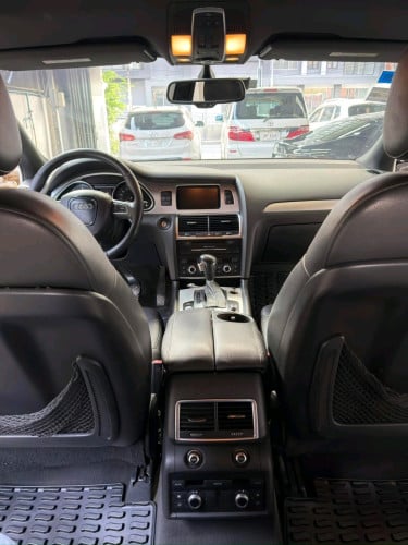 មកដល់ហើយឡានស្អាត Audi Q7 Year 2011 S line ម៉ាស៊ីនម៉ាស៊ូត ម្ចាស់ដើម