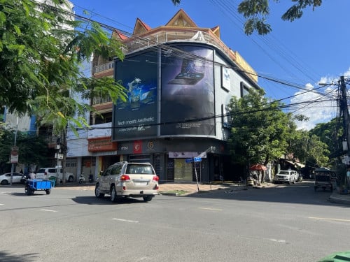 ផ្ទះអាជីវកម្មសម្រាប់ជួលនៅលើផ្លូវទេពផន/ Business House for rent on St. Tep Phan
