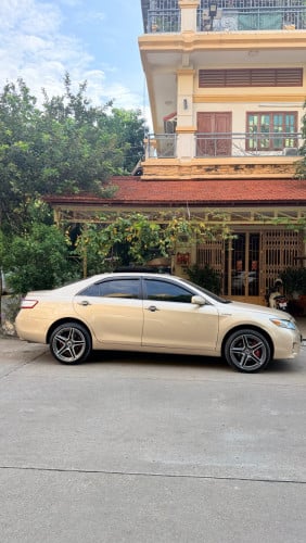 ឡានលក់ Camry012 hb មាស ឡានអត់បុកអត់ប៉ះ ធានាឡានស្អាត តំលៃ 15500$ ចរចាទីតាំងផ្សារថ្មី