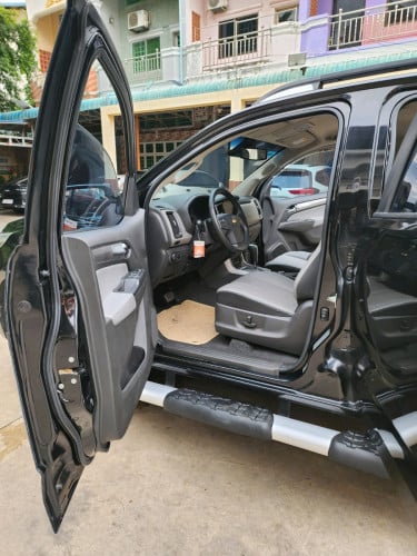 លក់់COLORADOឆ្នាំ020 មានរំលោះសុទ្ធរឺប្តូរទ្បានបានគ្រប់សារគ្រប់ខេត្ត