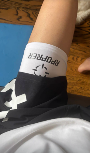 ខោហាត់ប្រាណជើងខ្លី Compression Tights សាច់ស្វិតលេខ១!