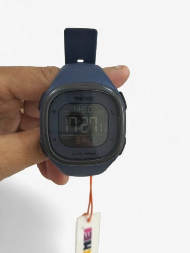 នាឡិកាDigitalបែបSport មានNight light 12$ freeដឹក