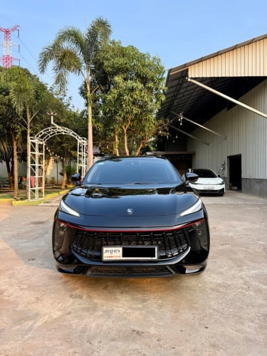 ឡាន Forthing 2022 full លក់ប្រញ៉ាប់ 21000$ ចរចា