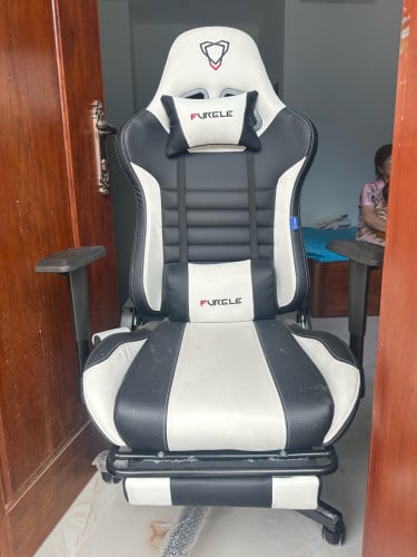 កៅអី gaming chair អត់សូវបានប្រើចង់លក់វិញ