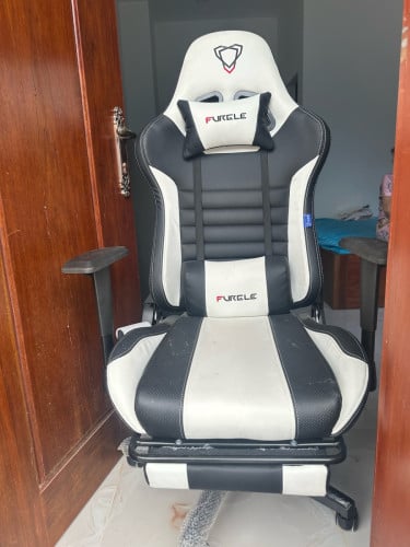 កៅអី gaming chair អត់សូវបានប្រើចង់លក់វិញ