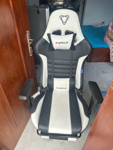 កៅអី gaming chair អត់សូវបានប្រើចង់លក់វិញ
