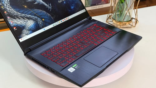 ️Gaming MSI️ម៉ូតពេញនិយម កម្លាំងម៉ាសុីនខ្លាំង️មកជាមួយ ភ្លេីង ពណ៍ក្រហម ដ៏ស្រស់ស្អាត️