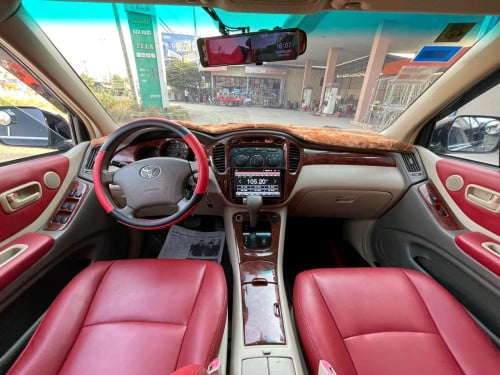 លក់រថយន្ត Highlander 05 ប៉ុង1 ម៉ាសុីនV4 តម្លៃ16500$ ចរចាបាន💰😍