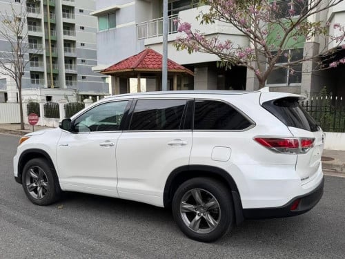 ក្រដាសពន្ធ​ Highlander limited 2014 hybird