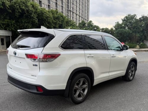 ក្រដាសពន្ធ​ Highlander limited 2014 hybird