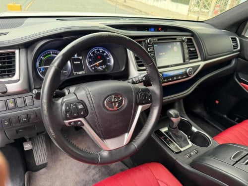 ក្រដាសពន្ធ​ Highlander limited 2014 hybird