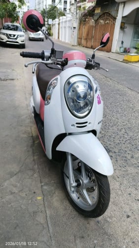 ម៉ូតូHonda Scoopy 015លក់770$មានពន្ធ