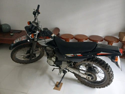 លក់ Honda sl មានពន្ធត្រឹមត្រូវ