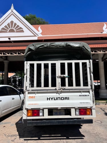 លក់ Hyundai Libero ឆ្នាំ 2005  លក់បន្ទាន់