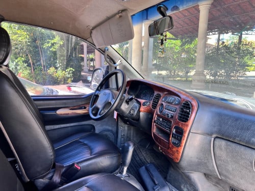 លក់ Hyundai Libero ឆ្នាំ 2005  លក់បន្ទាន់