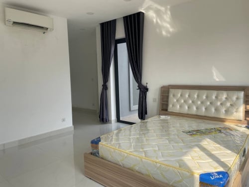 វីឡាឃ្វីនII សម្រាប់លក់ | QUEEN II FOR SALE (បុរីជីបម៉ុង ហ្គ្រេនភ្នំពេញសុីធី)